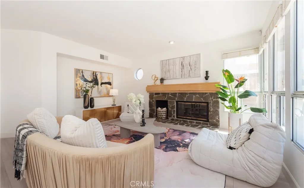 family Room (2nd fireplace)