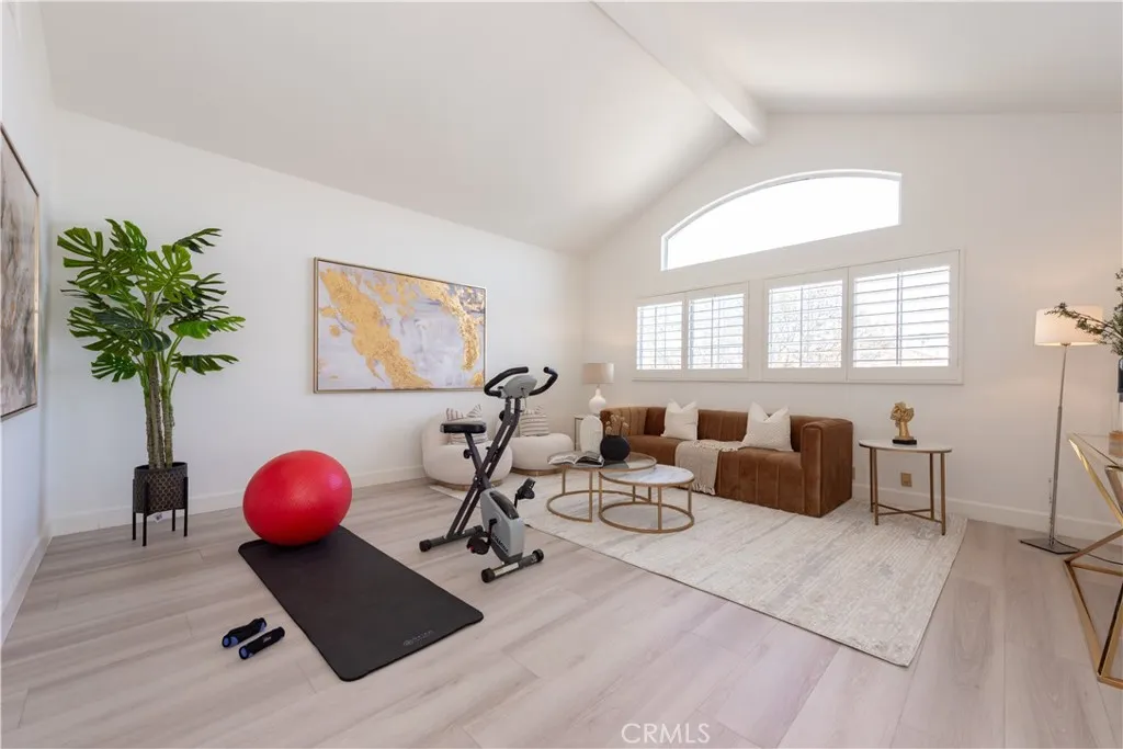 Bonus room- can be 5th Bedroom