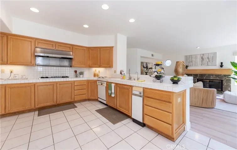 Kitchen- oak cabinetry