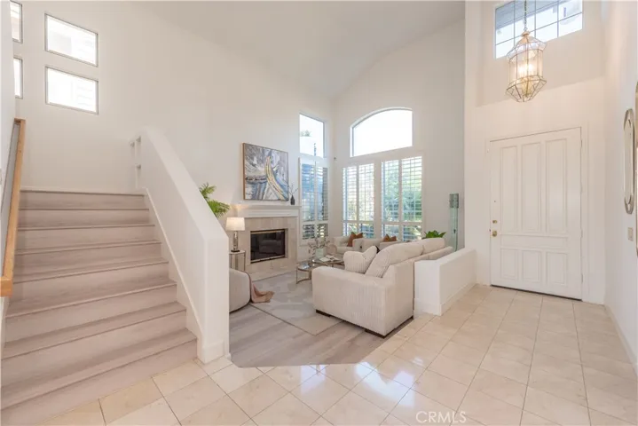 grand foyer- marble tiled floor