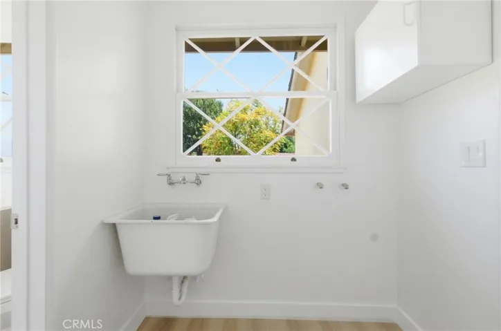 11251 Dronfield, Pacoima, California 91331