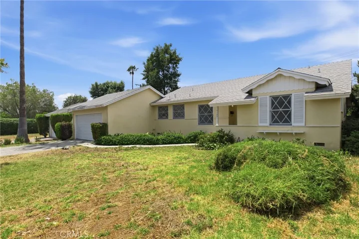 11251 Dronfield, Pacoima, California 91331