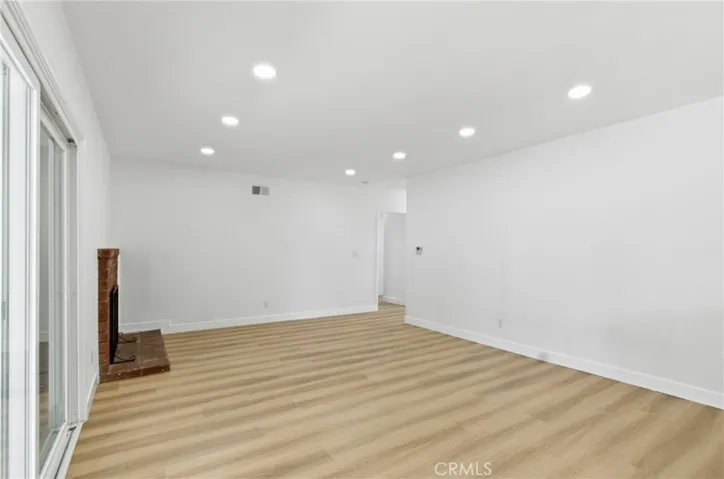 11251 Dronfield, Pacoima, California 91331