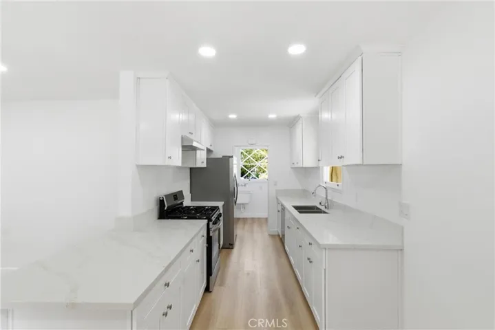 11251 Dronfield, Pacoima, California 91331