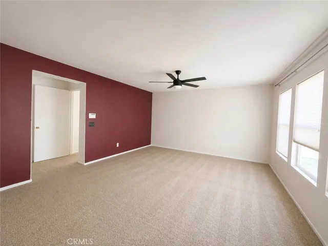 Master Bedroom (Picture is AI Enhanced)