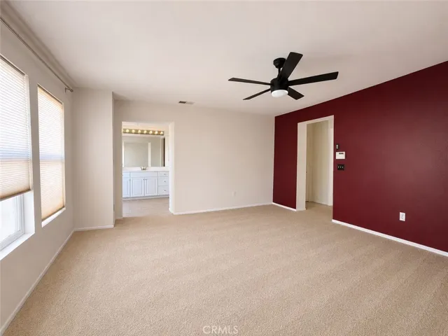 Master Bedroom (Picture is AI Enhanced)