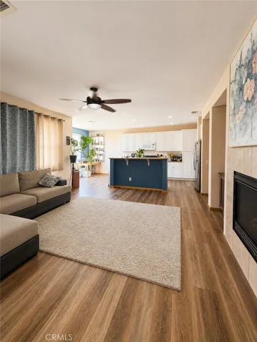 Living/Family Room (Picture is AI Enhanced)