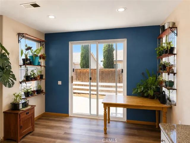 Breakfast Nook/Door to Backyard (Picture is AI Enhanced)