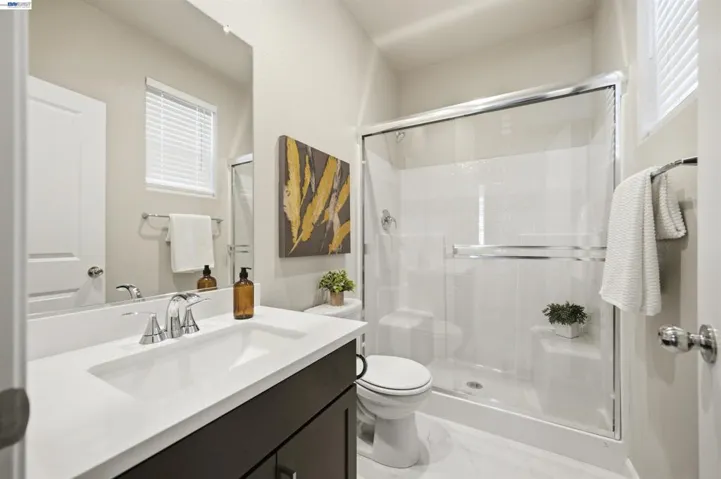 200 De Bord Dr, Tracy, California 95376