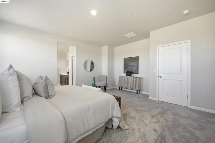200 De Bord Dr, Tracy, California 95376