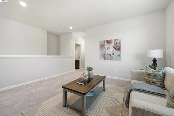 200 De Bord Dr, Tracy, California 95376