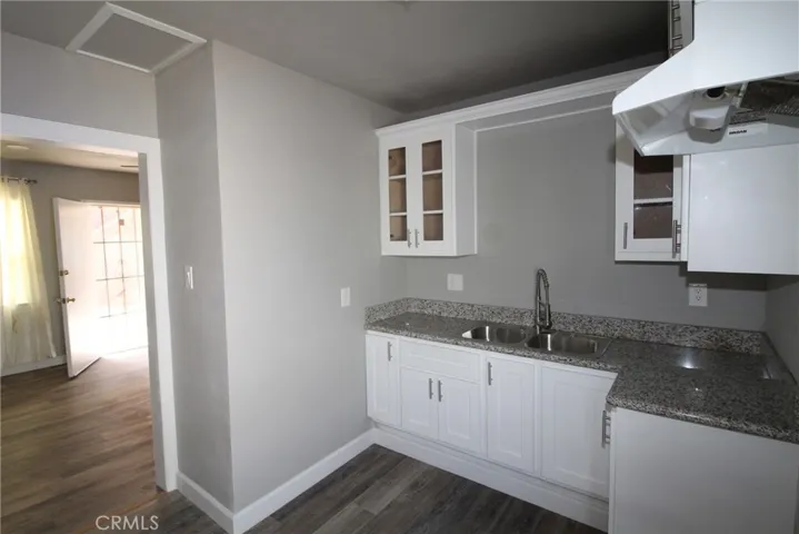 4986 Southern Avenue B, South Gate, California 90280