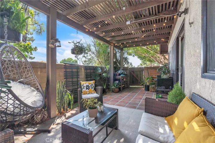 511 W Puente Street 1, Covina, California 91722