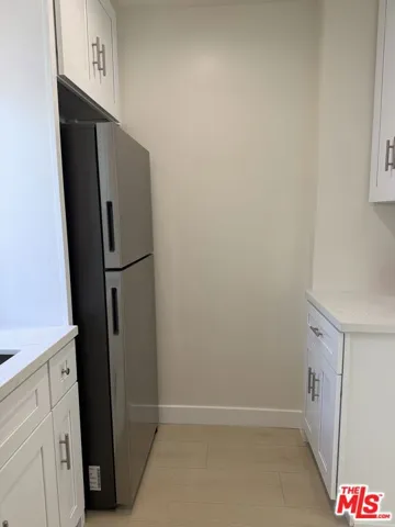 213 S Alexandria Avenue 9, Los Angeles, California 90004