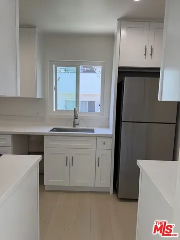 213 S Alexandria Avenue 9, Los Angeles, California 90004