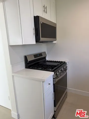 213 S Alexandria Avenue 9, Los Angeles, California 90004