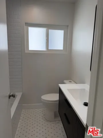 213 S Alexandria Avenue 9, Los Angeles, California 90004