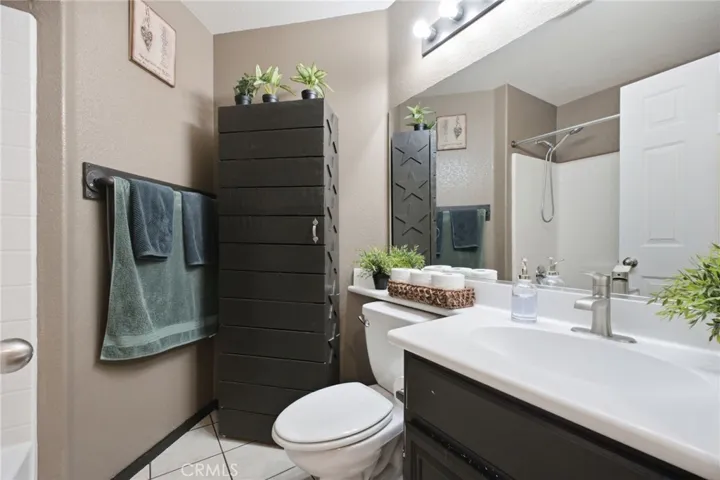 10 Villa Valtelena, Lake Elsinore, California 92532