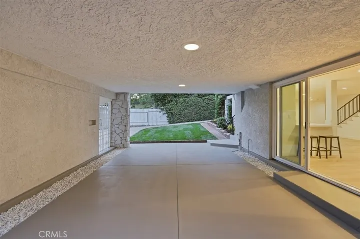 611 S Sunset Canyon, Burbank, California 91501