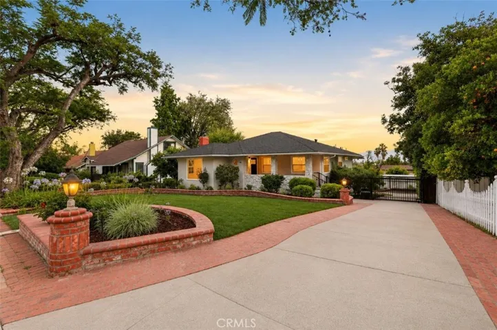 611 S Sunset Canyon, Burbank, California 91501