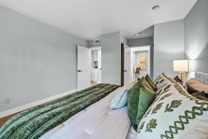 3506 Seahorn Circle, San Diego, California 92130