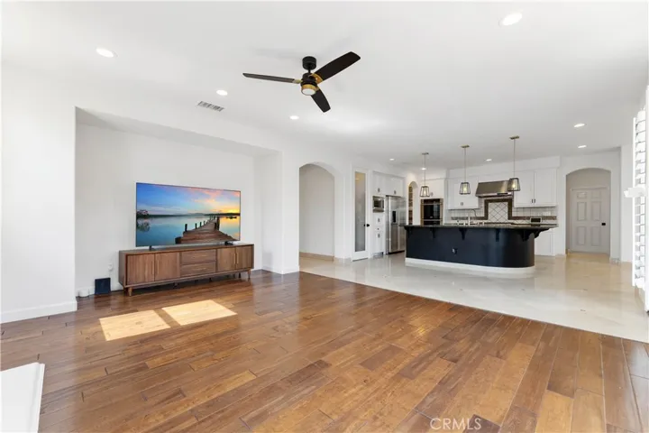 4116 Dakota, Moorpark, California 93021