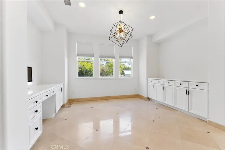 4116 Dakota, Moorpark, California 93021