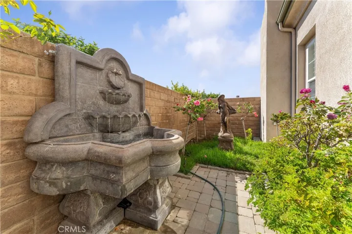 4116 Dakota, Moorpark, California 93021