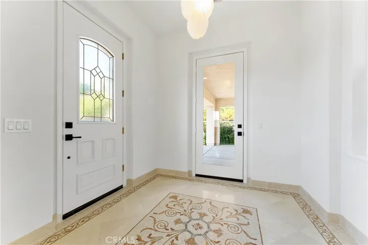 4116 Dakota, Moorpark, California 93021