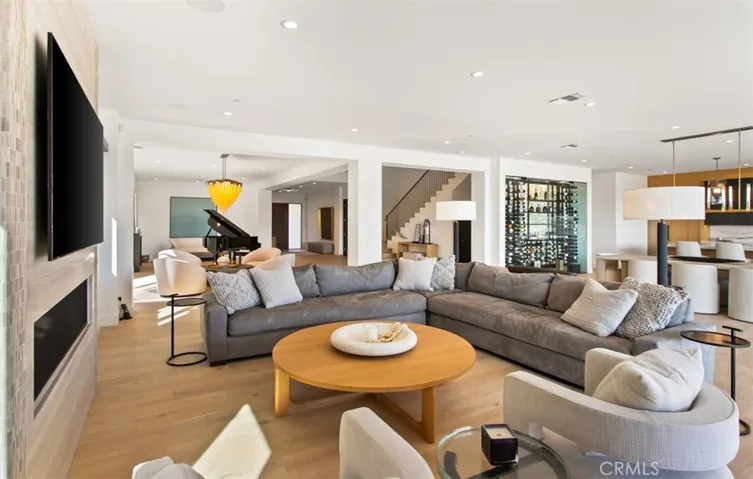 75 Ritz Cove Dr., Dana Point, California 92629