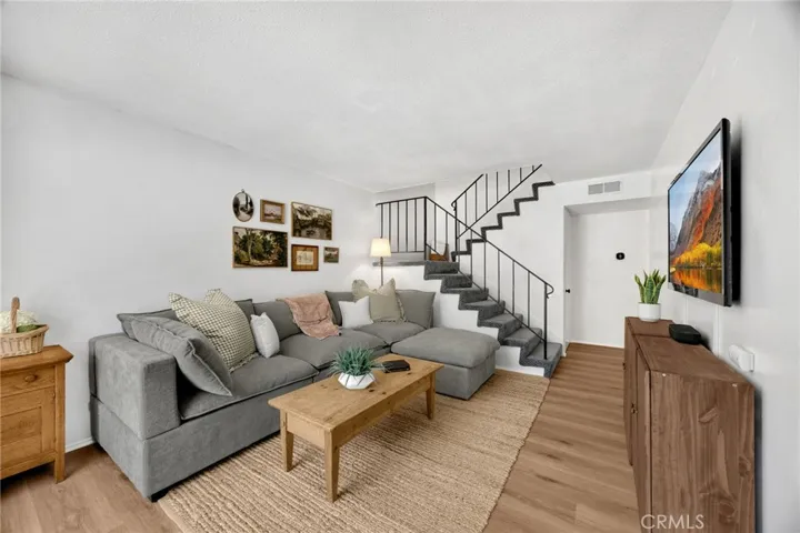 2148 Eveningside, West Covina, California 91792