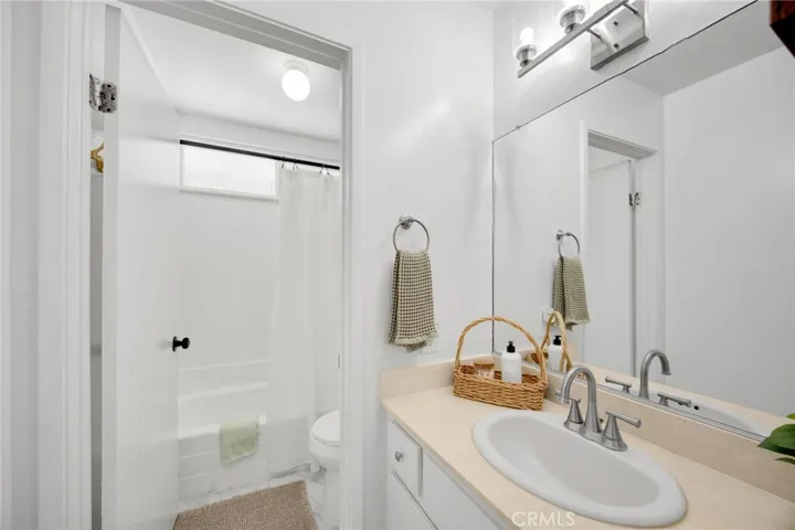 2148 Eveningside, West Covina, California 91792