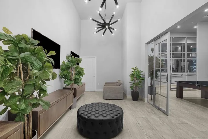 424 15th, San Diego, California 92101