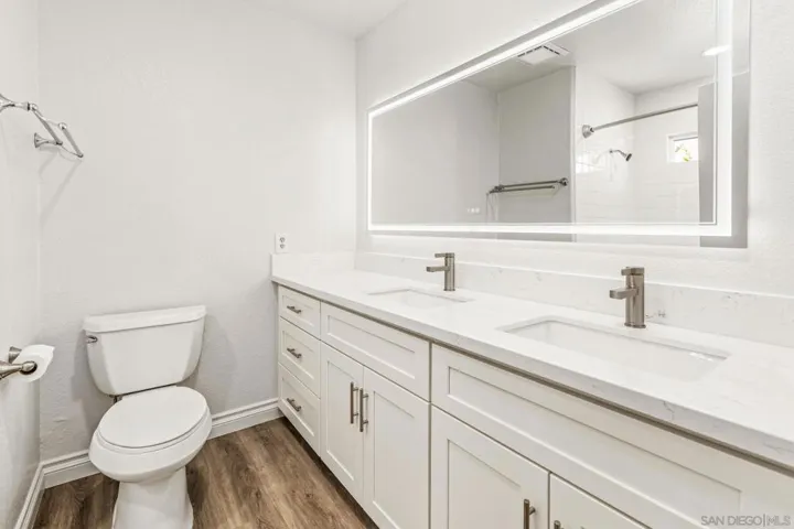 2102 Amorosa Glen, Escondido, California 92026