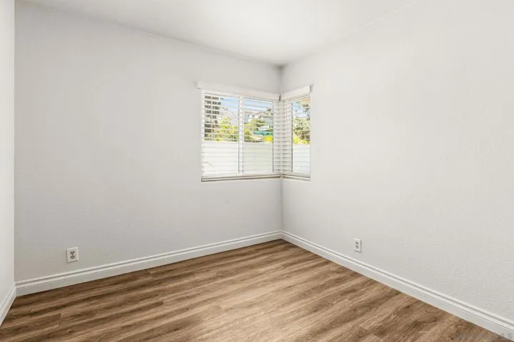 2102 Amorosa Glen, Escondido, California 92026