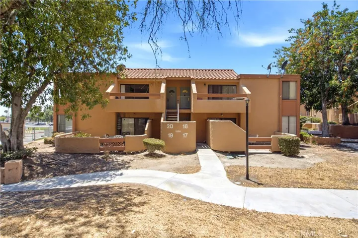 1500 West Edgehill Road 20, San Bernardino, California 92405