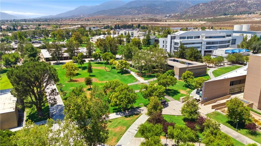 1500 West Edgehill Road 20, San Bernardino, California 92405