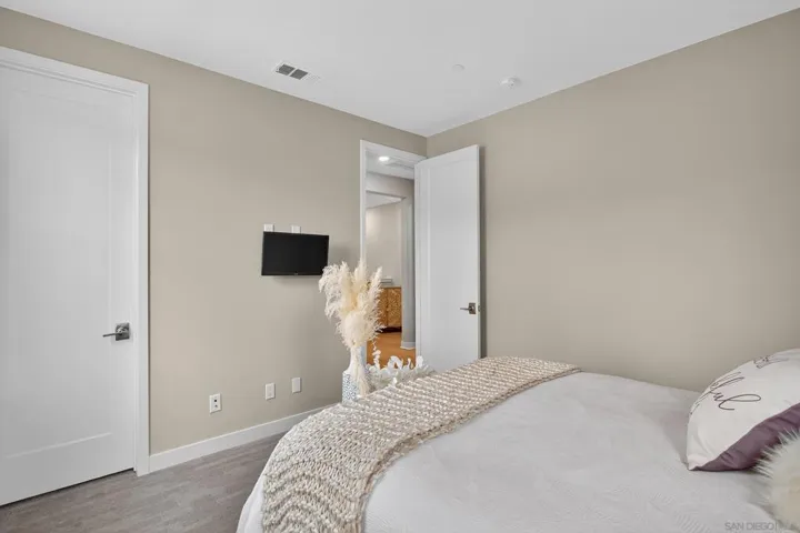 1733 Artemisia Ct, Carlsbad, California 92011