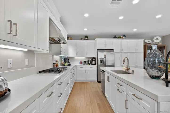1733 Artemisia Ct, Carlsbad, California 92011