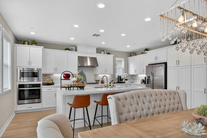 1733 Artemisia Ct, Carlsbad, California 92011