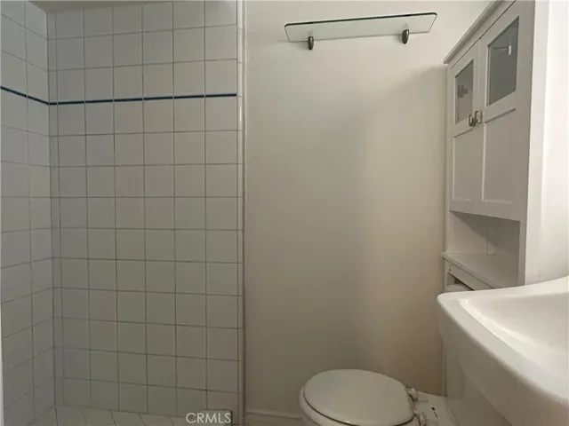 214 E Stocker B, Glendale, California 91207