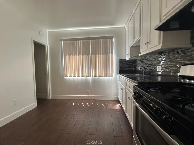 214 E Stocker B, Glendale, California 91207
