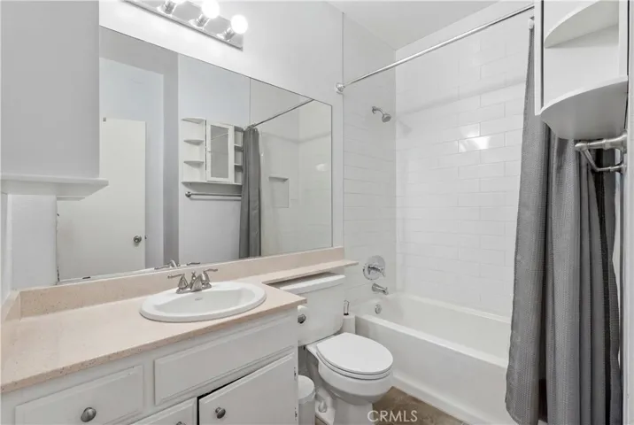 640 W 4th Street, Long Beach, California 90802