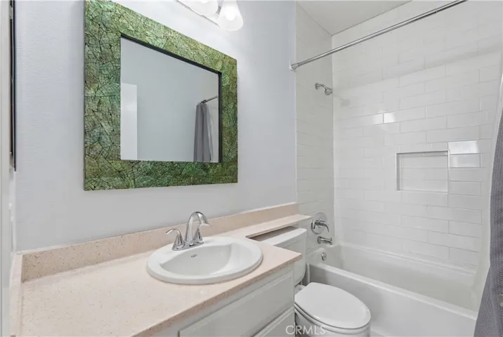 640 W 4th Street, Long Beach, California 90802