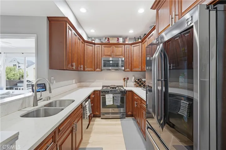 640 W 4th Street, Long Beach, California 90802