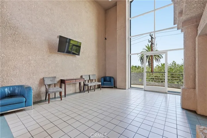 640 W 4th Street, Long Beach, California 90802