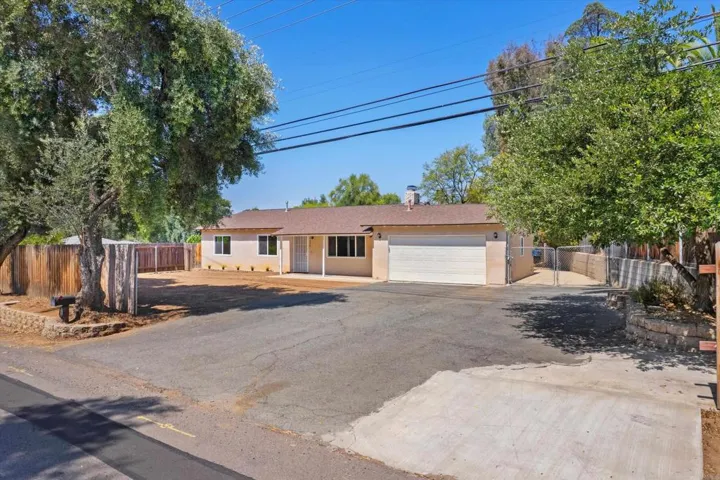 9620 Prospect, Lakeside, California 92040