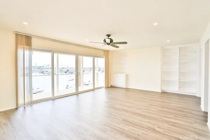 439 Via Lido Soud, Newport Beach, California 92663