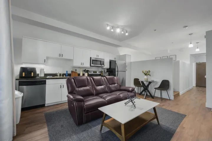 889 Date St. 116, San Diego, California 92101