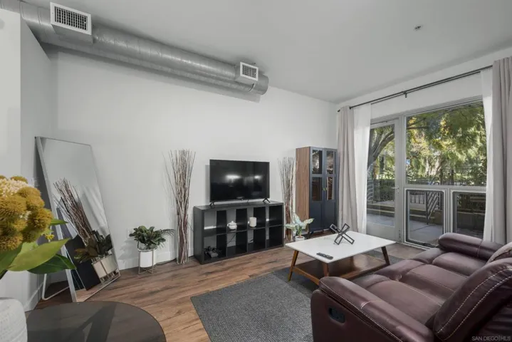 889 Date St. 116, San Diego, California 92101